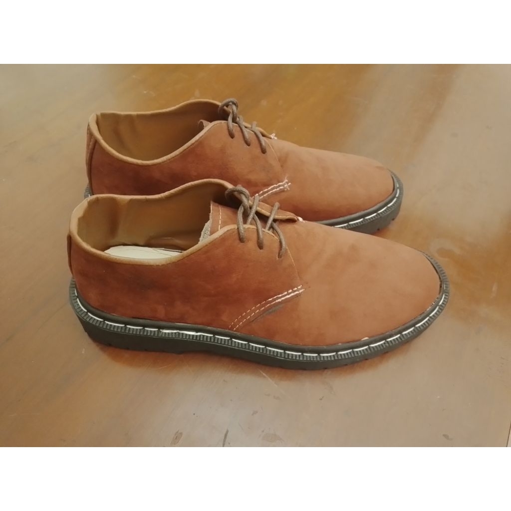 sepatu formal pria ukuran 45