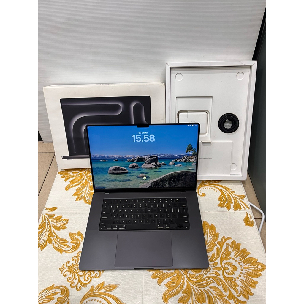 Macbook Pro 16 inch M3 Max 36GB 1TB Second Fullset Original