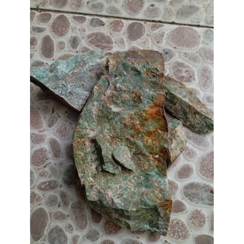 Bahan Batu Giok