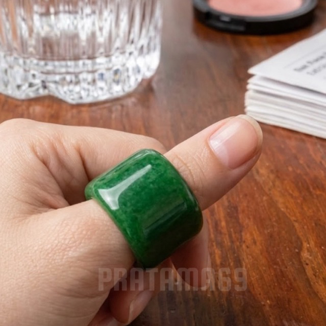 Jadeite Ring Chinese Carving Atmospheric Luxury Men's Jade Ring Fashion Jewelry Lucky Amulet Cincin 