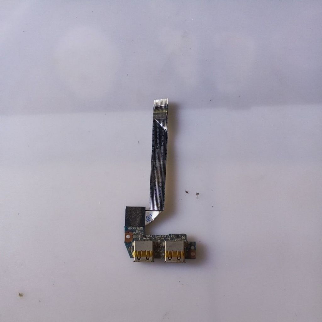 Board USB laptop Toshiba NB520