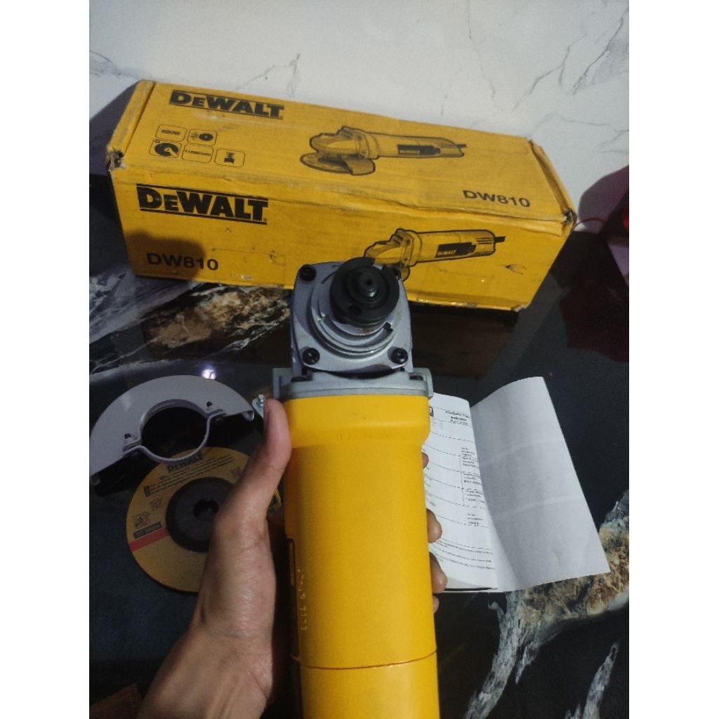 Dewalt Dw810 Mesin Gerinda Tangan Dw810 / Gerinda Tangan 4" Co