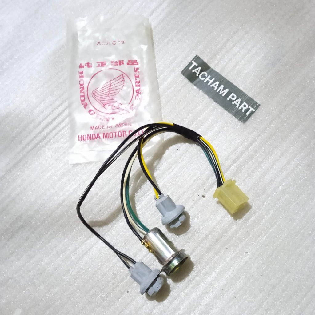 Original Honda Genuine Parts Socket Soket Pitting Piting Lampu Stop Stoplamp Plus Sein Belakang Hond