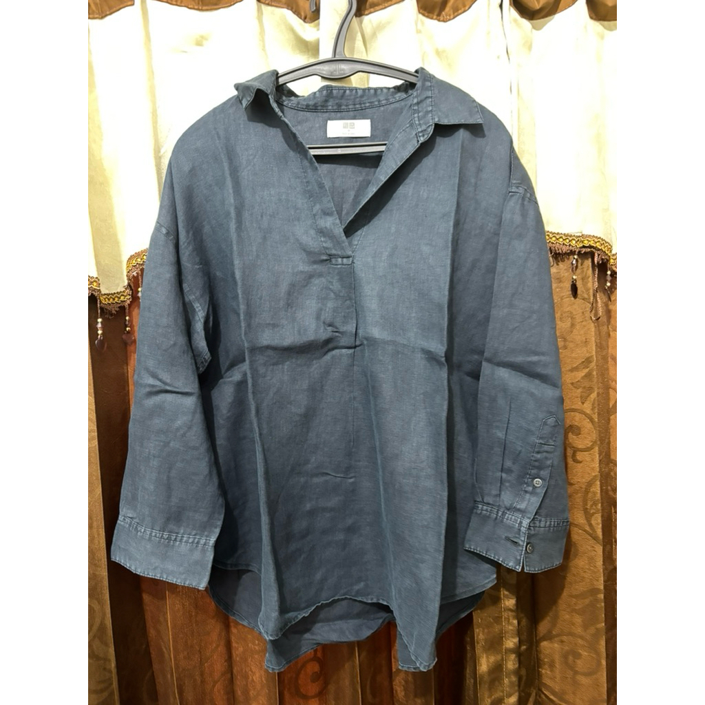 Preloved - Atasan Uniqlo Kemeja Linen Black