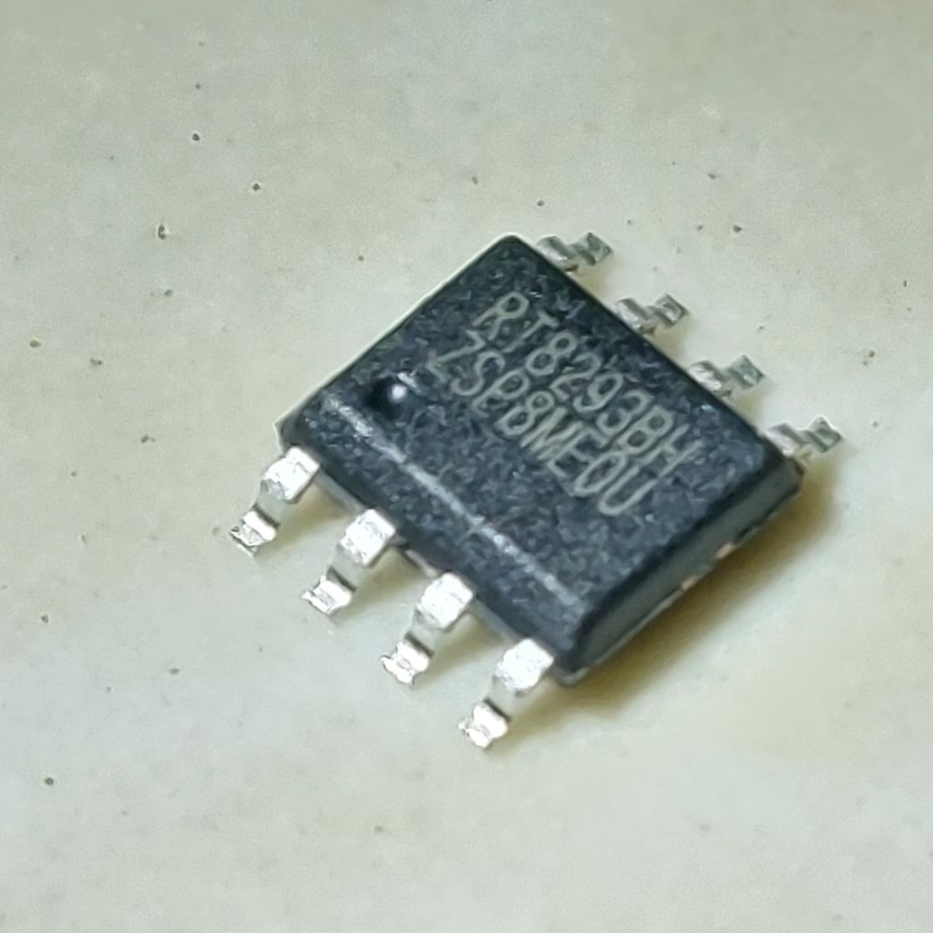 RT8293BH ESop-8 SMD RT8293 RT 8293 8293BH ZSP IC Synchronous Step Down 3A 23V 1.2MHz DC Converter
