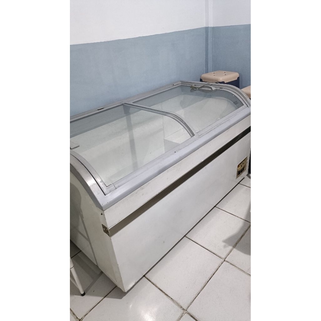 di jual chest freezer GEA showcase sliding second 500 liter