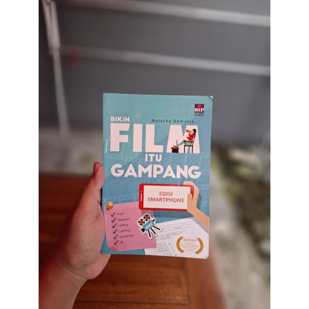 Buku Bikin Film Itu Gampang by Natasha Dematra - Jual Buku Preloved Murah (Dijual)