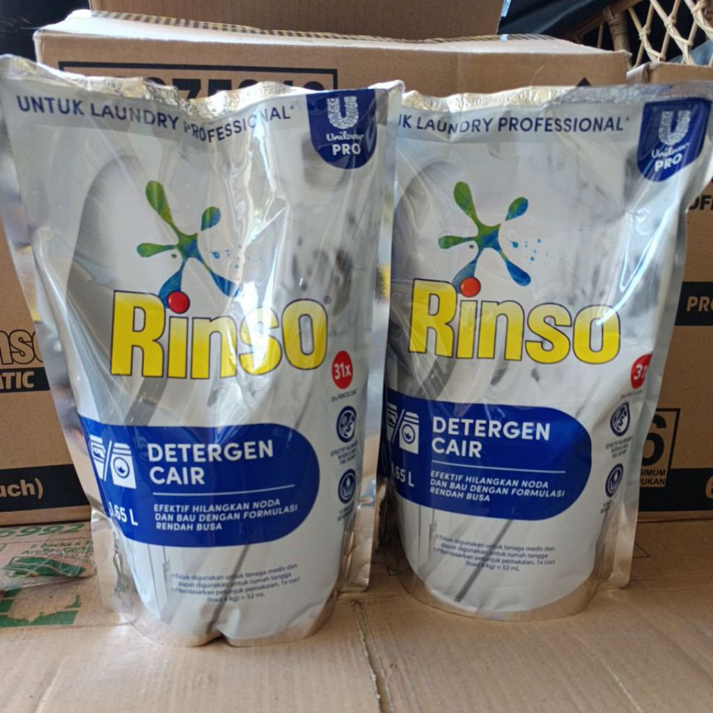 Deterjen Cair Rinso Matic 1,65 Liter isi 6pc