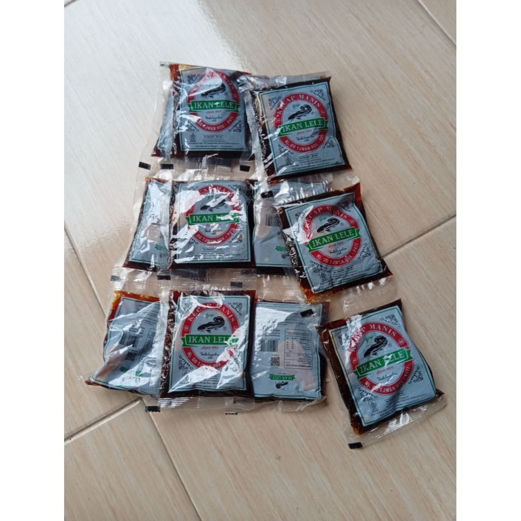 Kecap lele sacet kecap lele khas pati (12 pcs) 50 ml