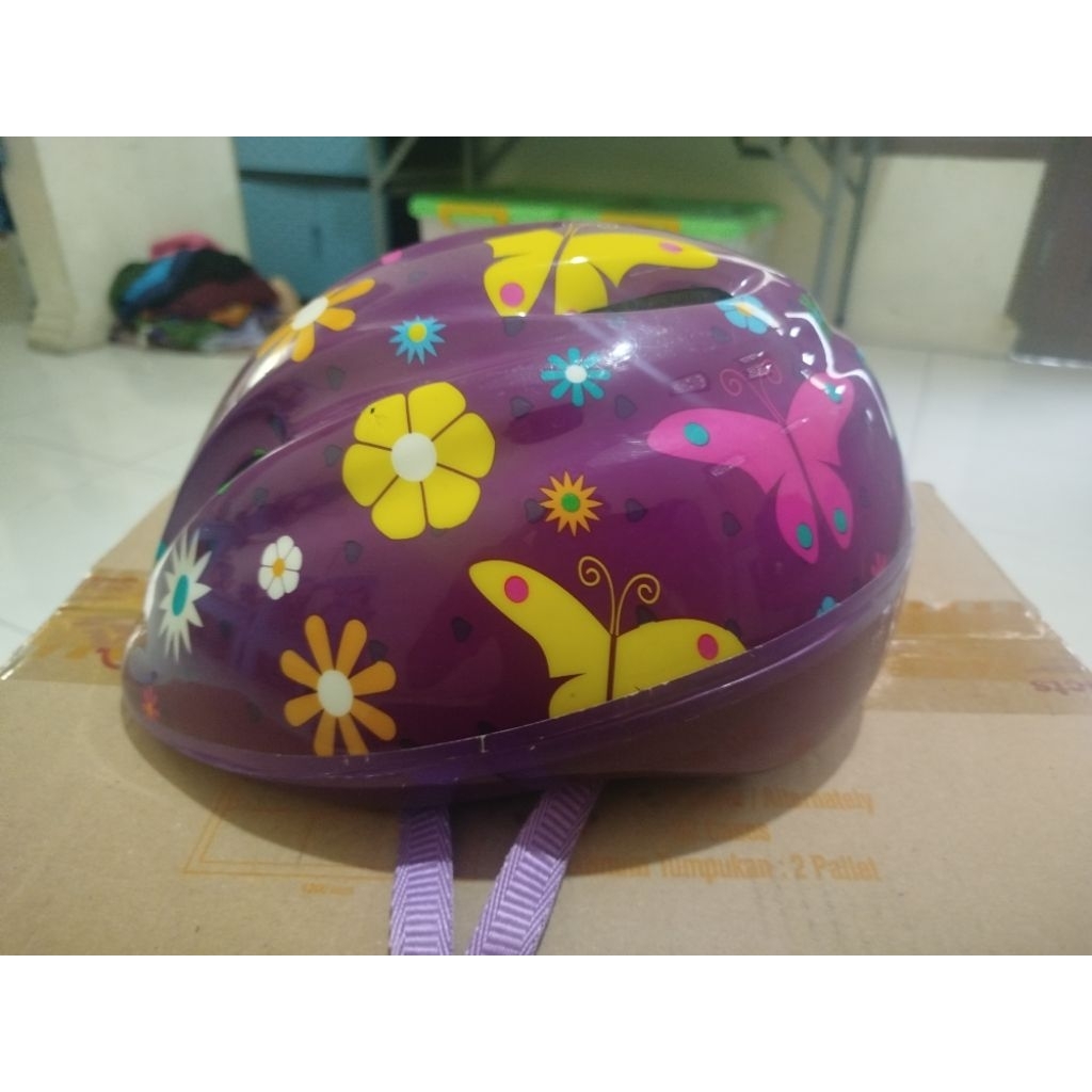 Helm Sepeda Anak Polygon