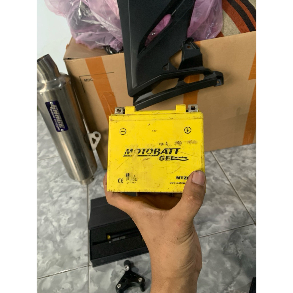 aki motobatt cbr250rr
