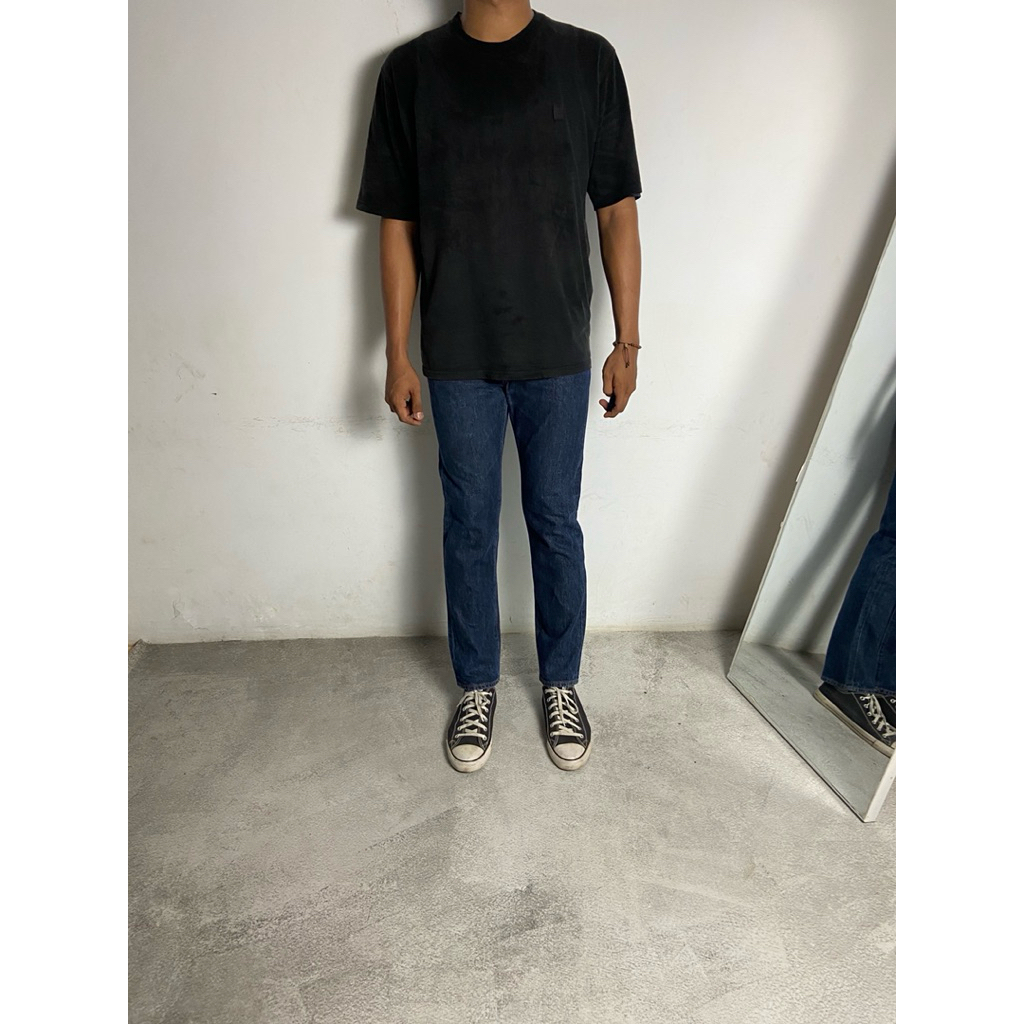 GU indigo jeans