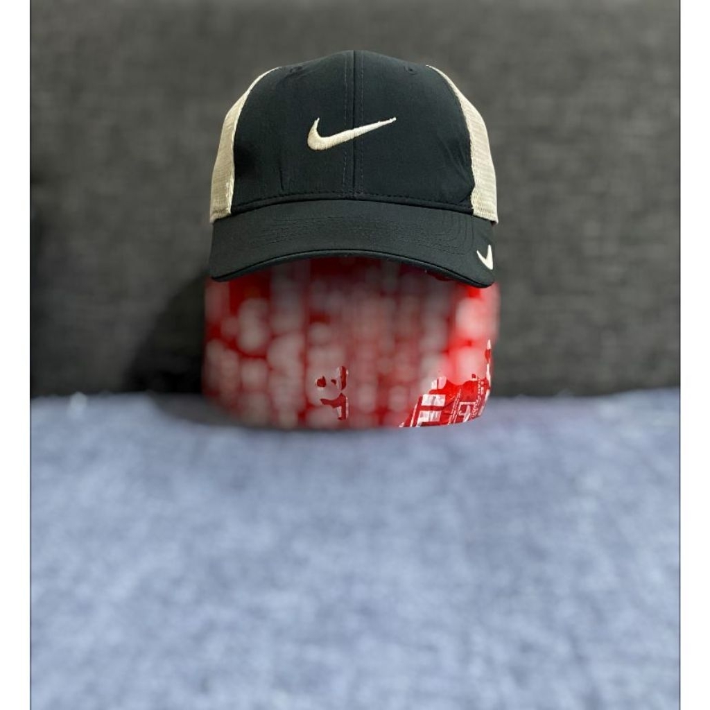 Topi Nike Legacy91 Dri-FIT Trucker Hat Original lawas bekas - Black/Beige