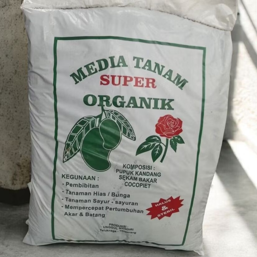 Media tanam siap pakai berkualitas / media tanam organik tanah subur siap pakai / media tanah subur 