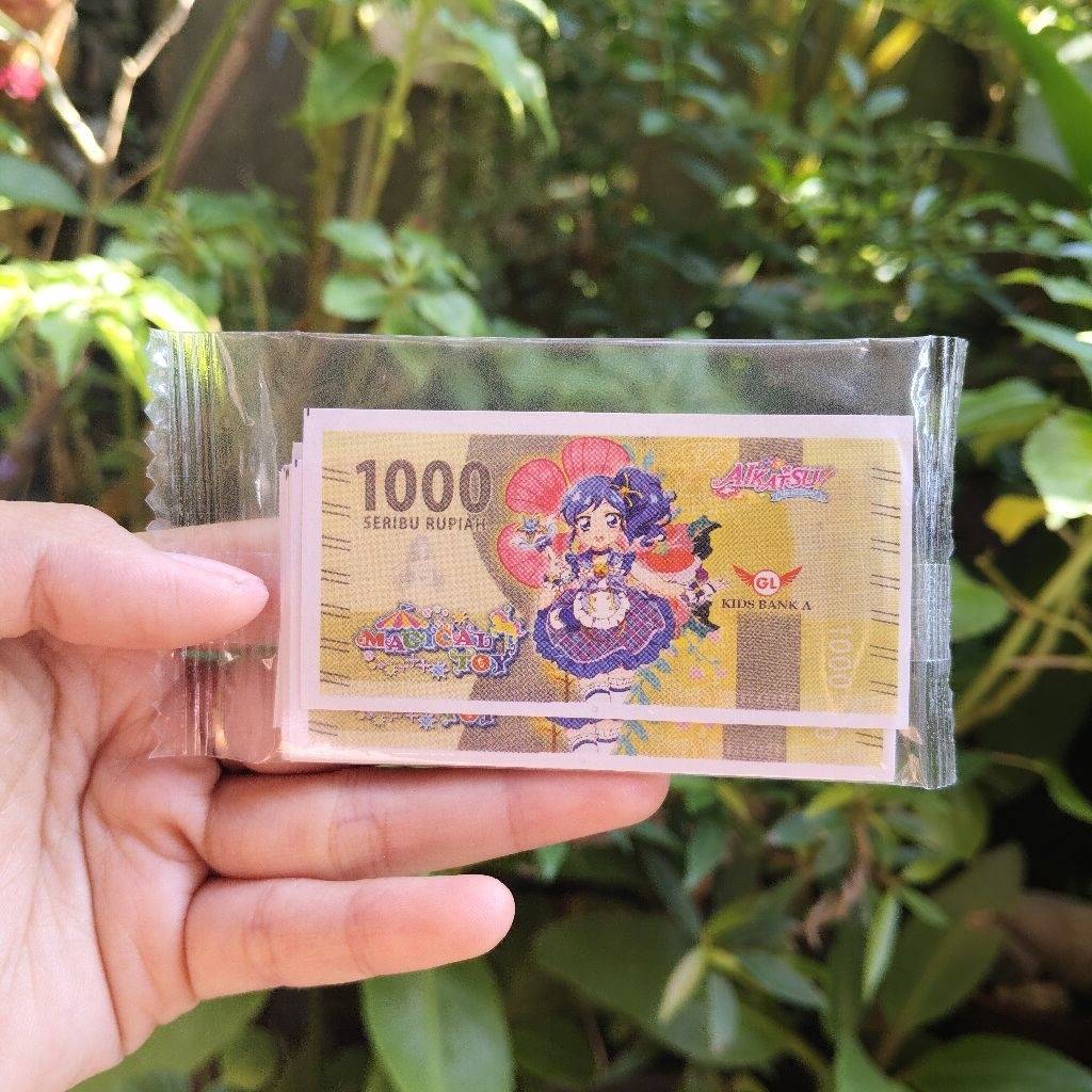 7×3,5 cm / 12bungkus = 1bks isi 32lembar / uang mini karakter / uang mainan kecil lucu