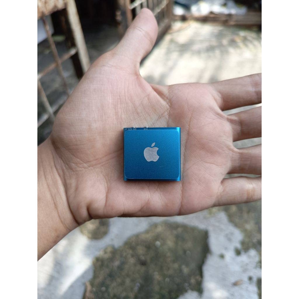 IPOD SHUFFLE GEN 4 BLUE 2GB NORMAL ORIGINAL