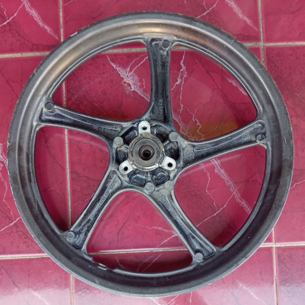 velg pelek pelk resing depan yamaha mio m3, mio z, fino 125, soul gt 125, x ride 125, mio s, xeon 12
