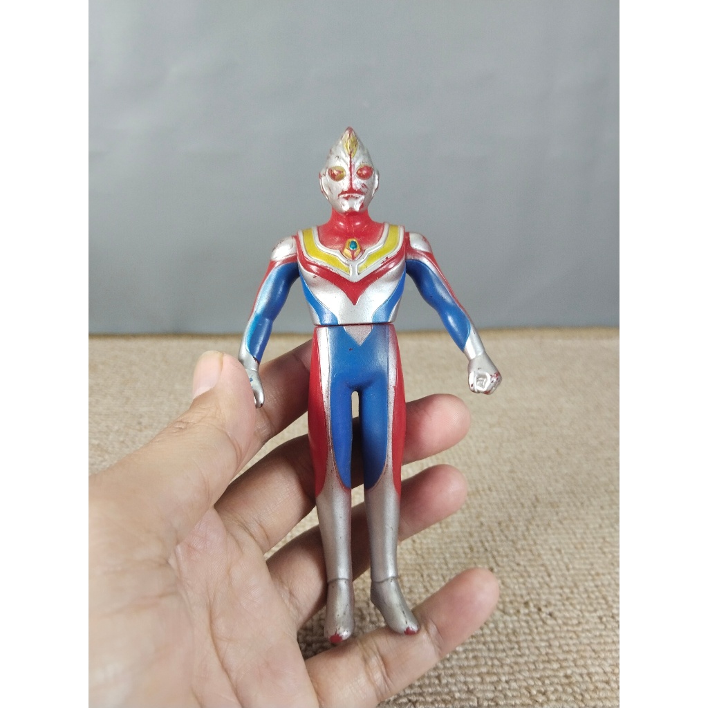 action figure  Yutaka Ultraman Dyna - KF29