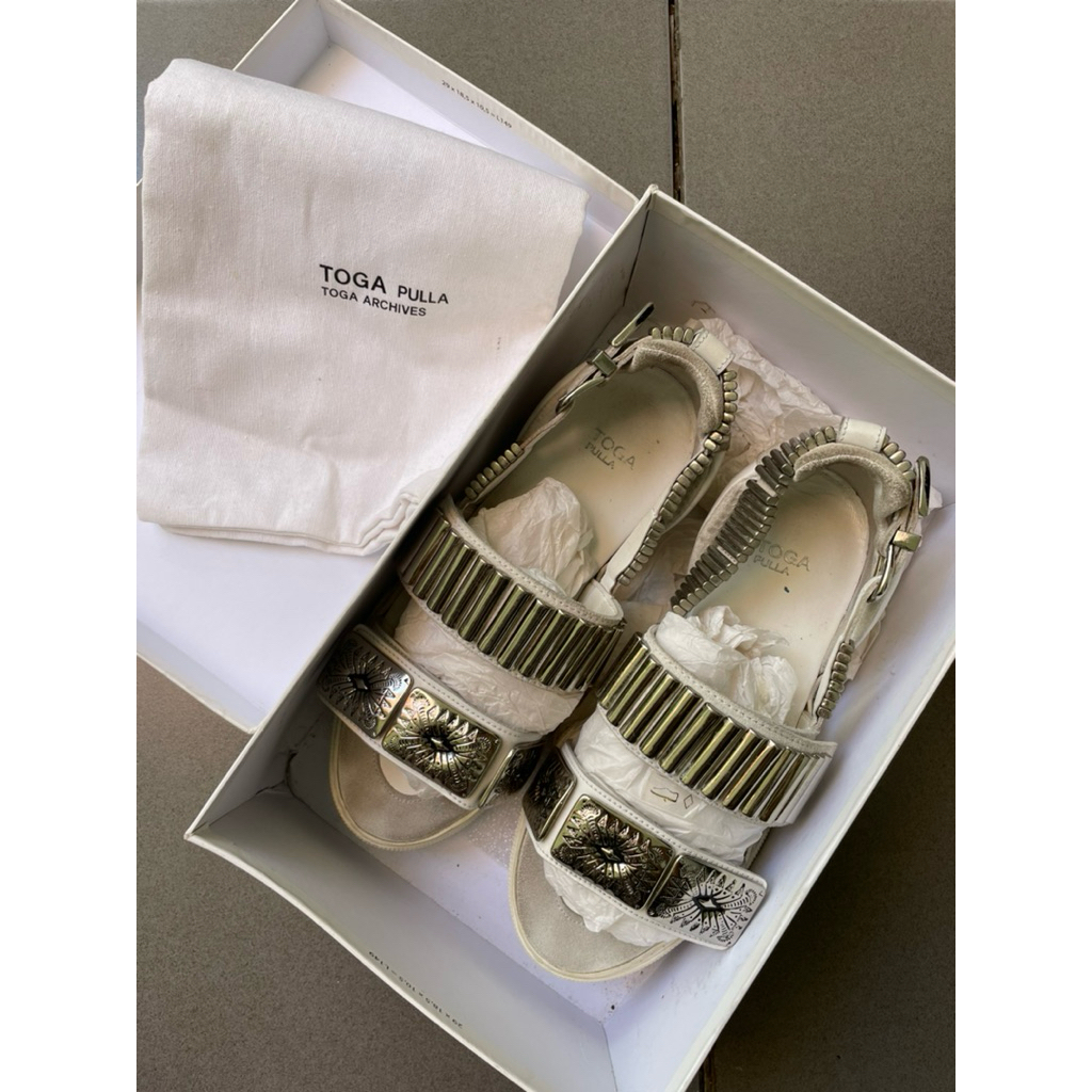 Toga Pulla Shoes
