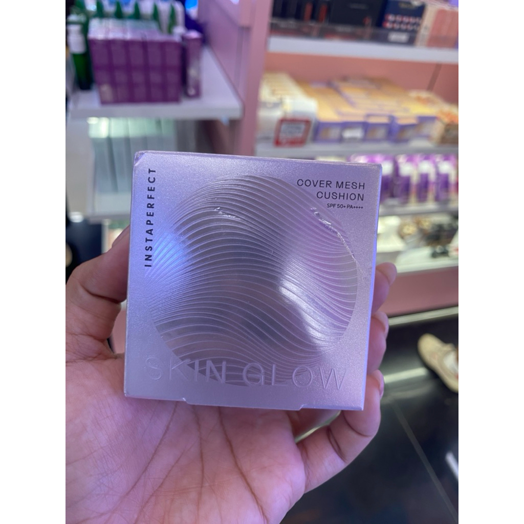 Insta perfect cushion skin glow W24 SKIN MARIGOlD