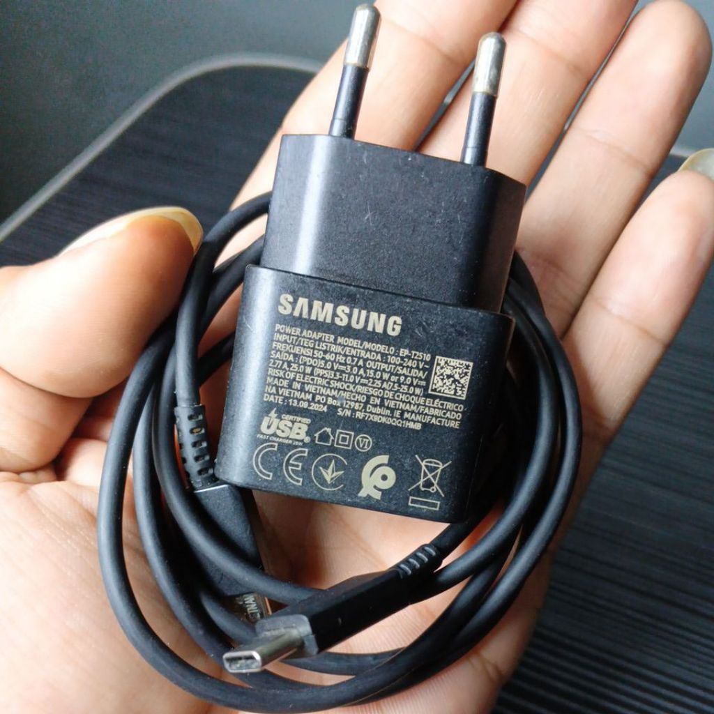 batok charger Samsung 25watt original copotan hitam