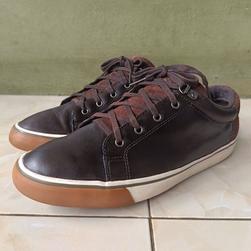 SEPATU UGG BROCK WATERPROOF CASUAL KULIT UGG BROCK II