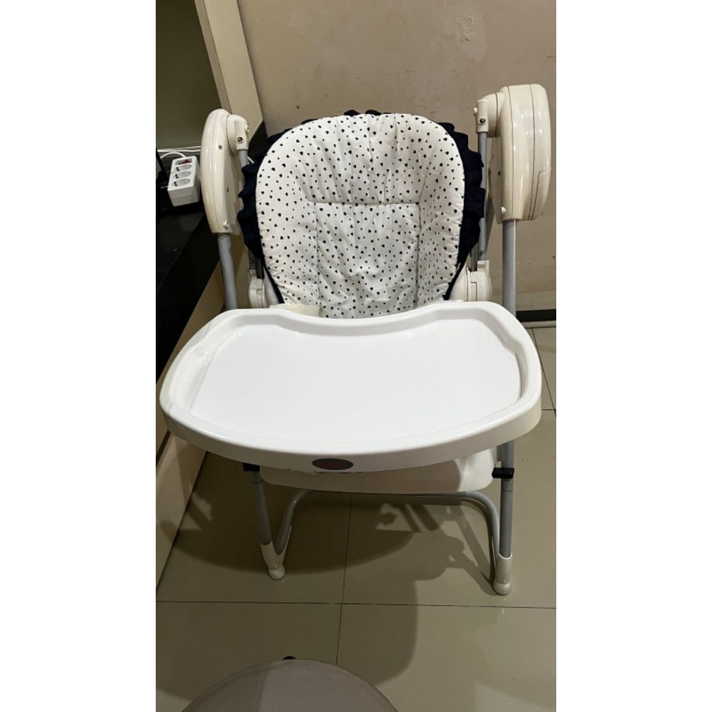 PRELOVED BABY HIGH CHAIR & SWING MAMALOVE