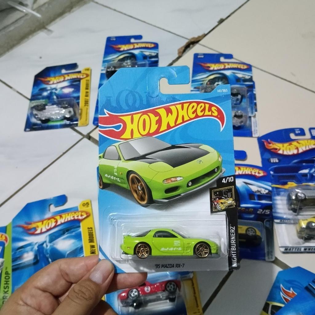 Paket hotwheels dodge viper gts r yellow dan 95 mazda rx 7