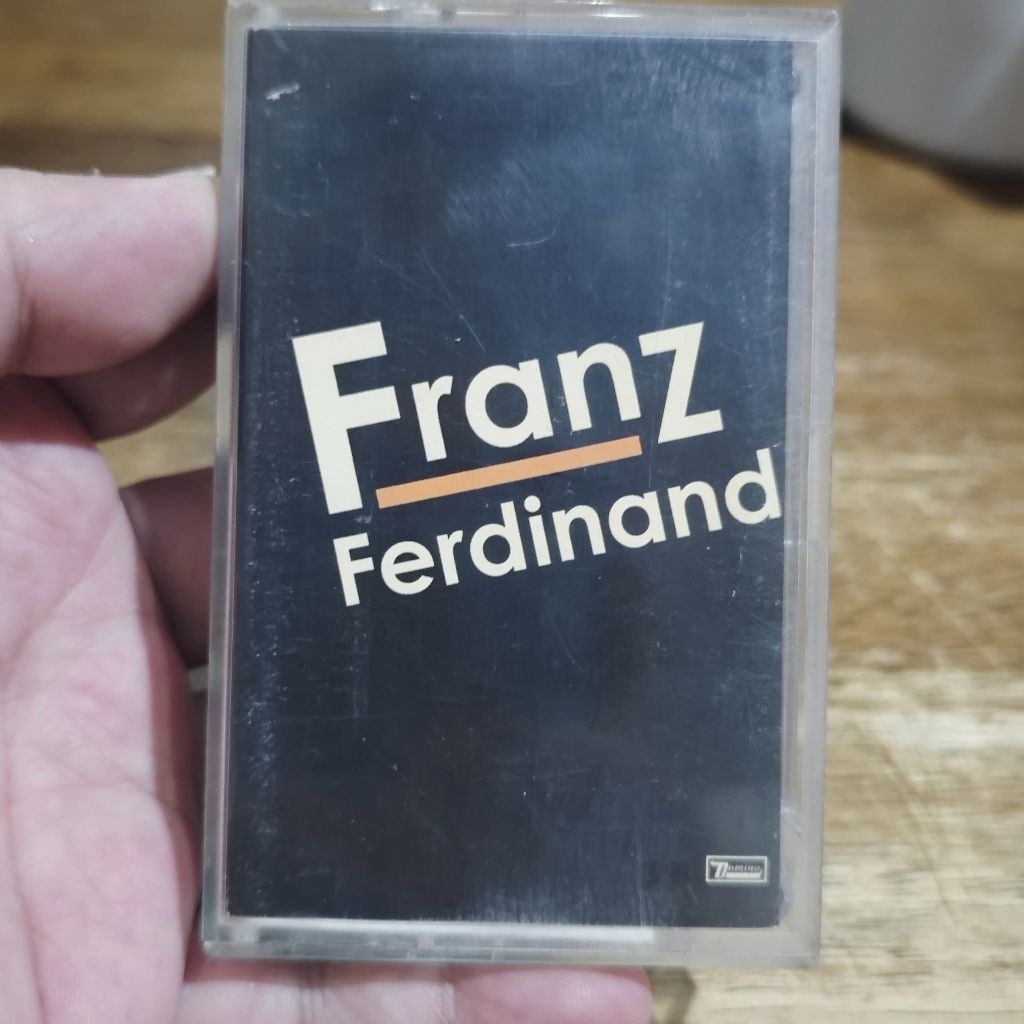 kaset FRANZ FERDINAND self titled album