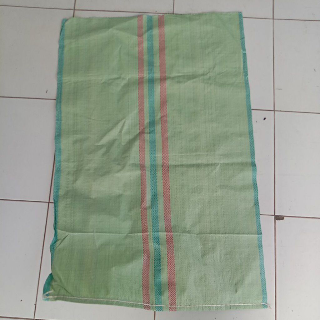 karung plastik baru 75x115