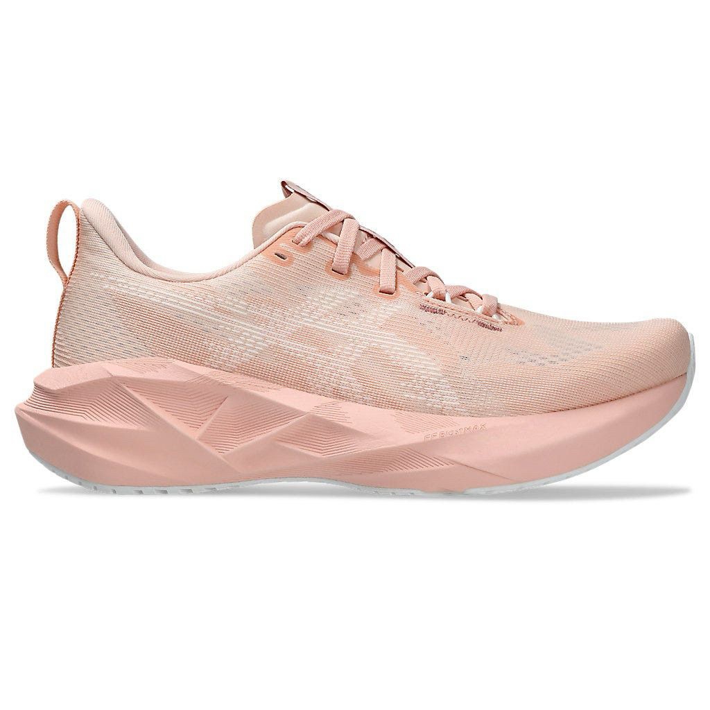 Sepatu Running Wanita Asics Novablast 5 Peach