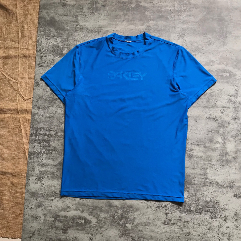 Baselayer Outdoor Oakley Tshirt