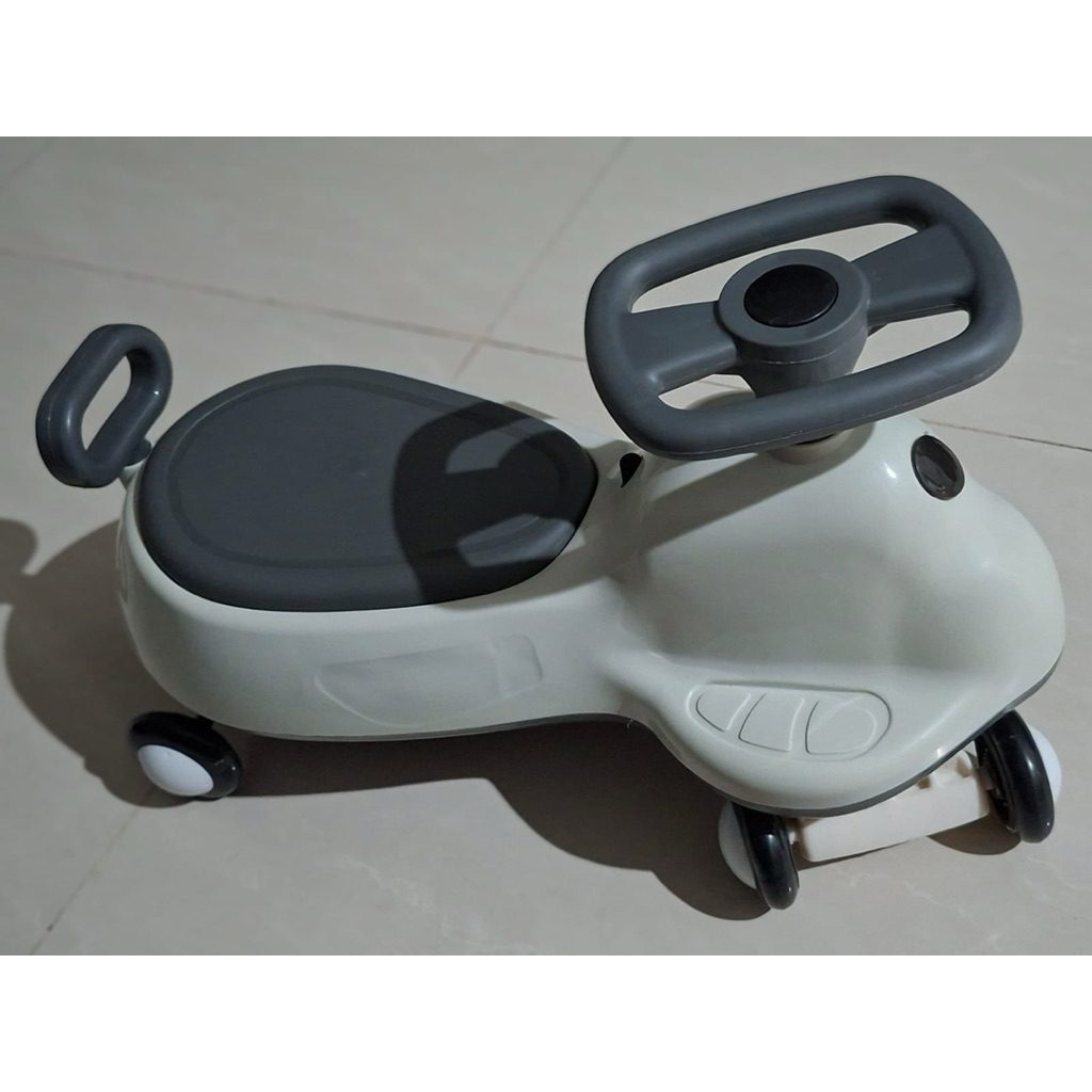 Mainan mobil dorong ride twist car music LED preloved second like new