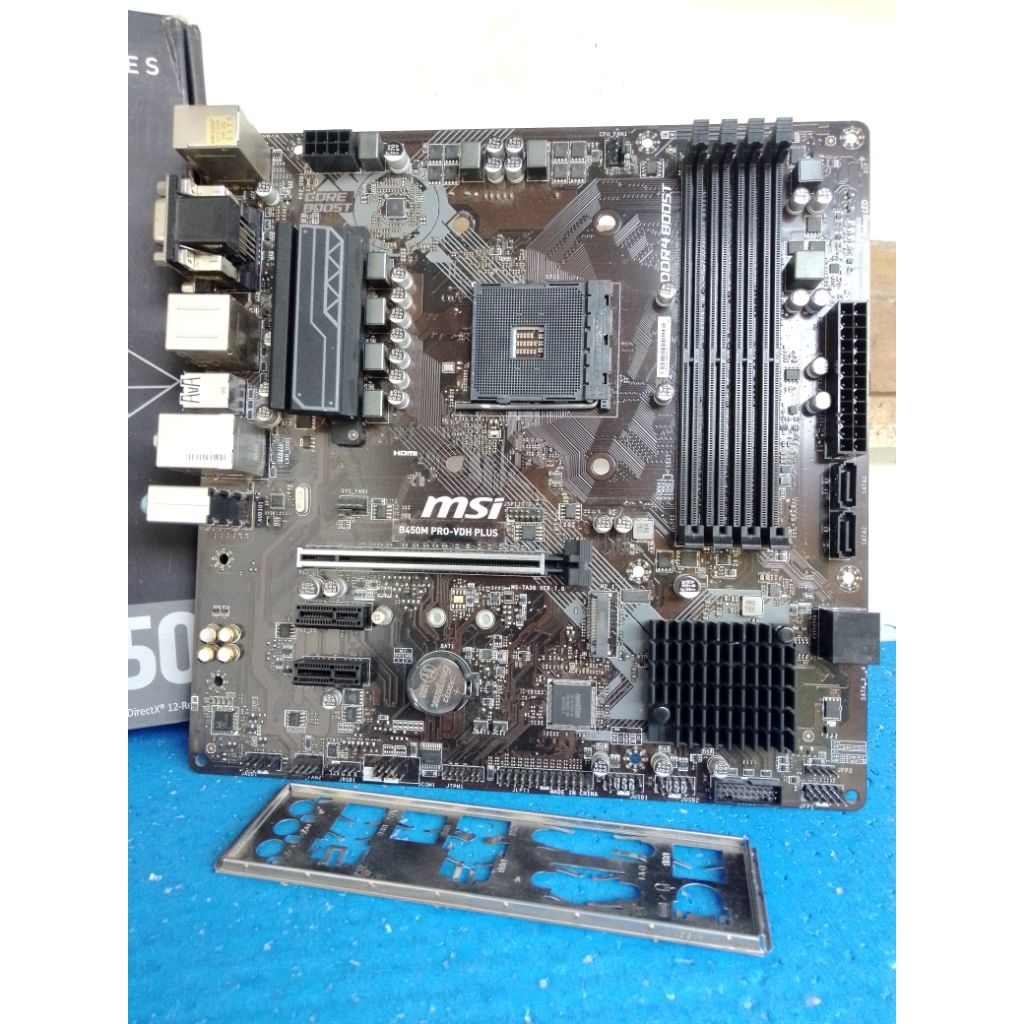 MSI B450M PRO-VDH PLUS Motherboard Socket AM4