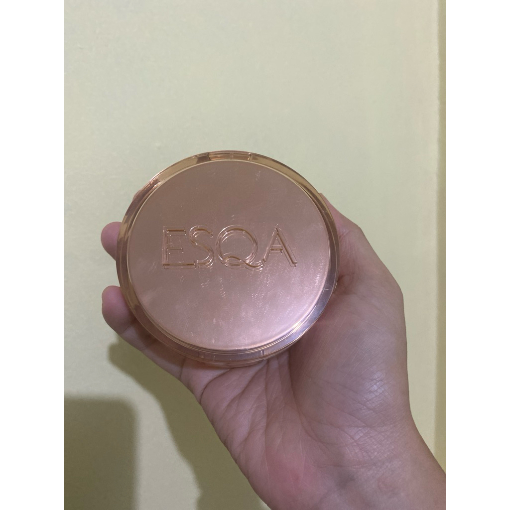 Preloved Cushion Esqa Custard (khusus batam)
