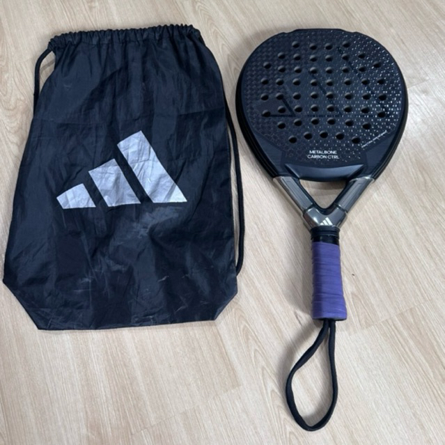 Raket Padel Second Adidas Metalbone Carbon CTRL 3.3 2024 Lengkap raket dan tas adidas originalnya Gr