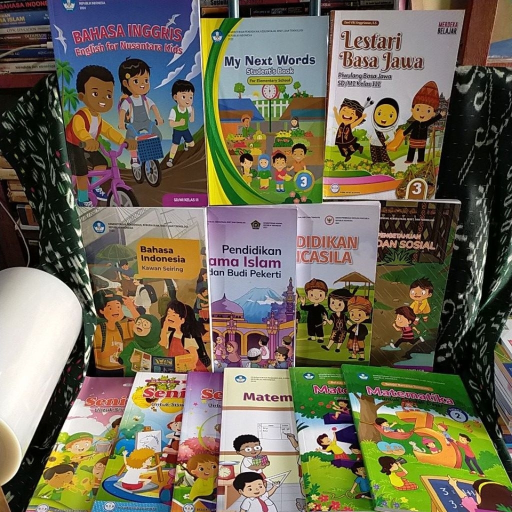 buku paket pelajaran kurikulum merdeka untuk SD kelas 3 lengkap