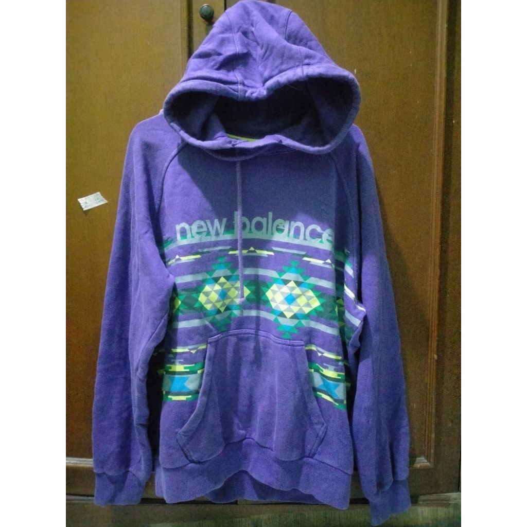 HOODIE SECOND BRAND NEW BALANCE NO MINUS NYAMAN PAKAI PRIA & WANITA, SIZE M FIT L XL, BOXY