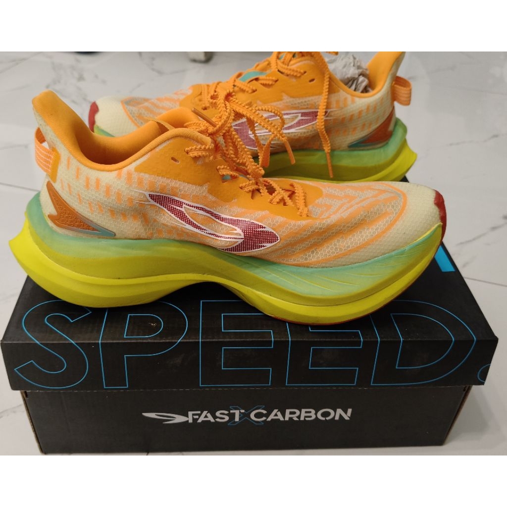 PL 910 Geist Ekiden Pro Sepatu Lari