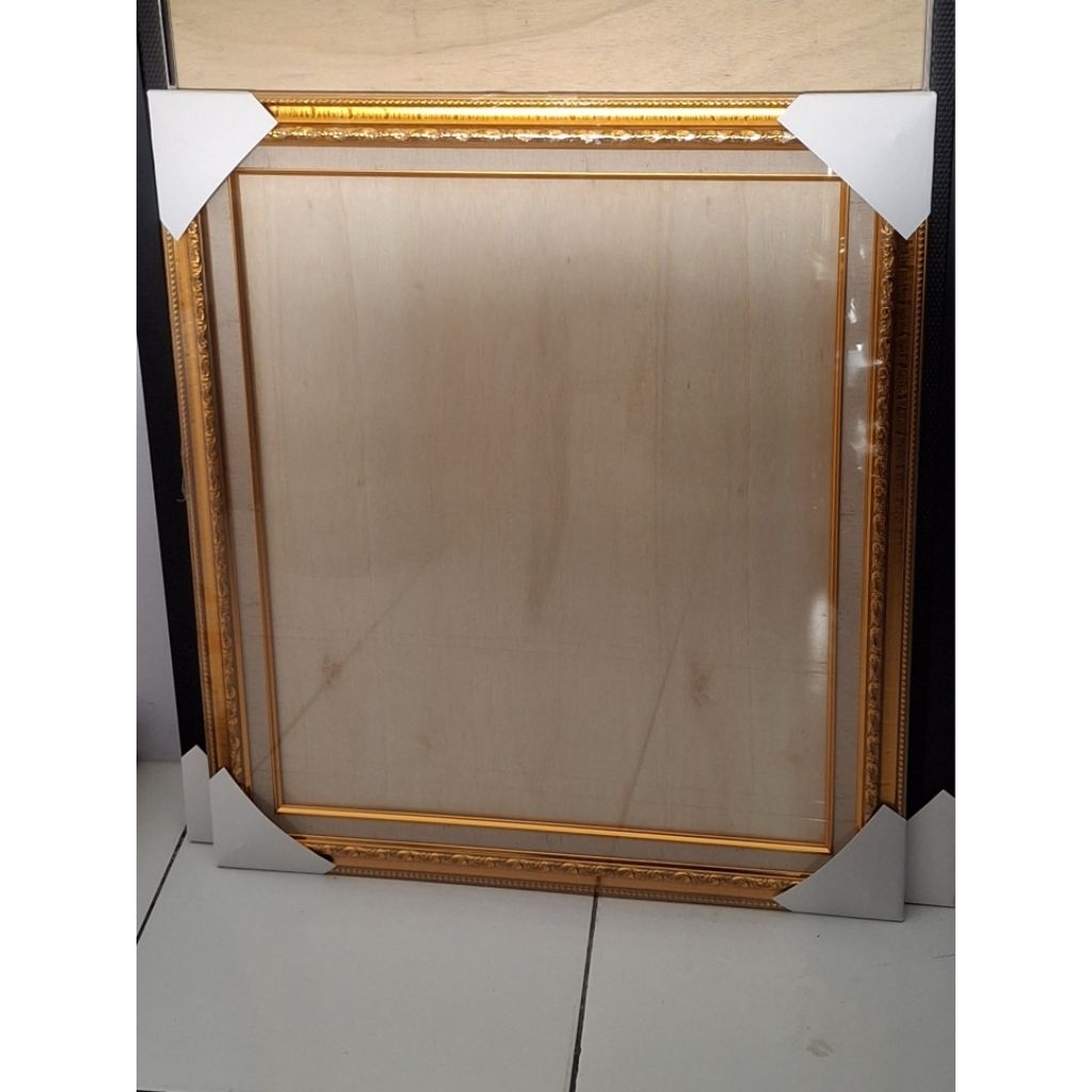 Pigura foto ukir dobel linen tipe 410 gold uk. 24R 60x80cm - Frame foto ukuran besar
