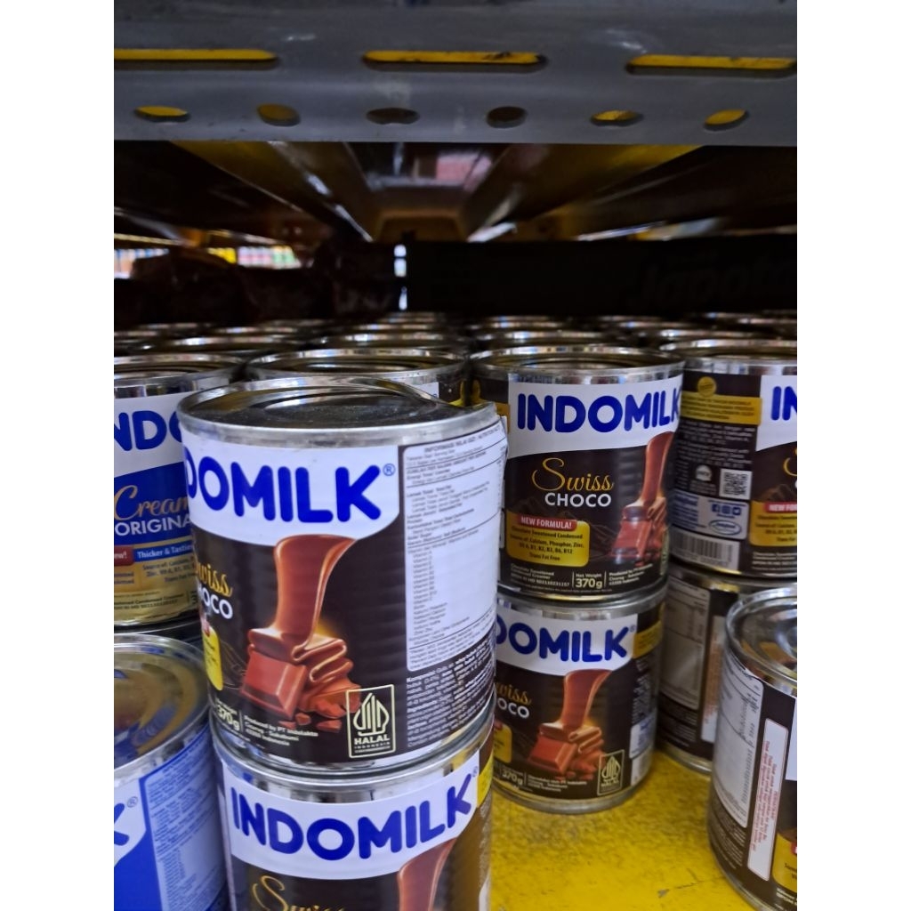 Susu indomilk  kental manis kaleng
