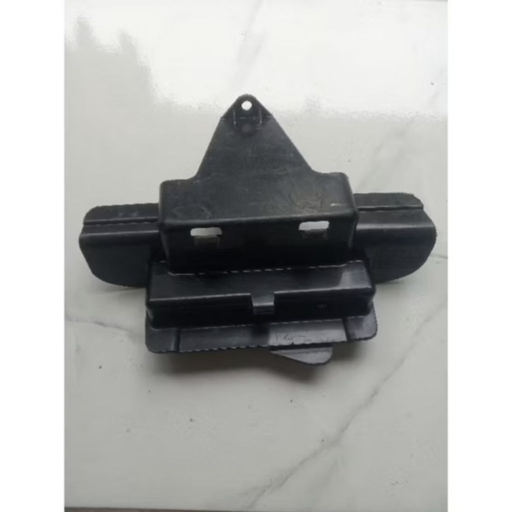 tutup aki revo fit karbu / blade new karbu / revo fi injeksi supra x 125 fi k41 original( seken )