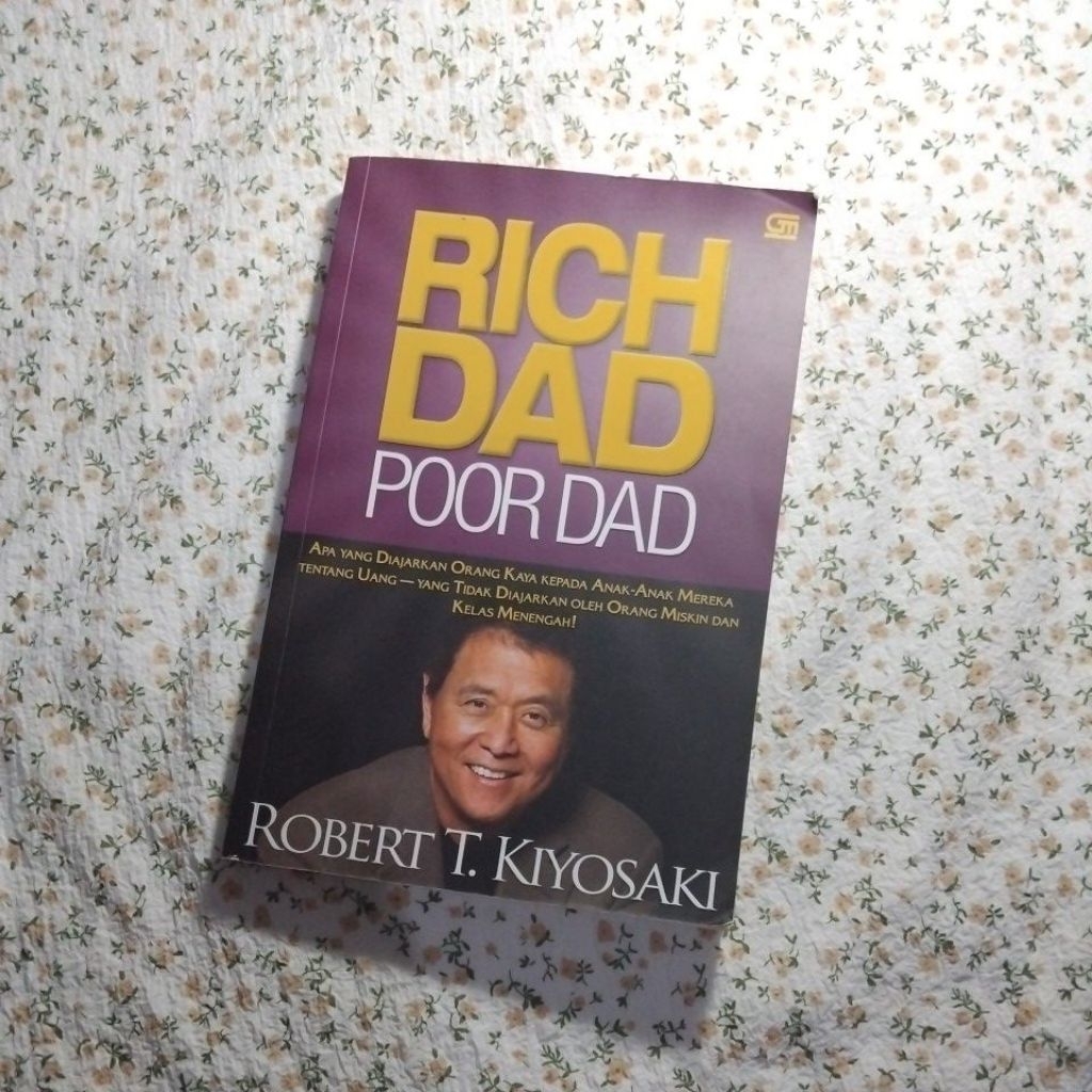 (Preloved) Rich Dad Poor Dad - Robert Kiyosaki