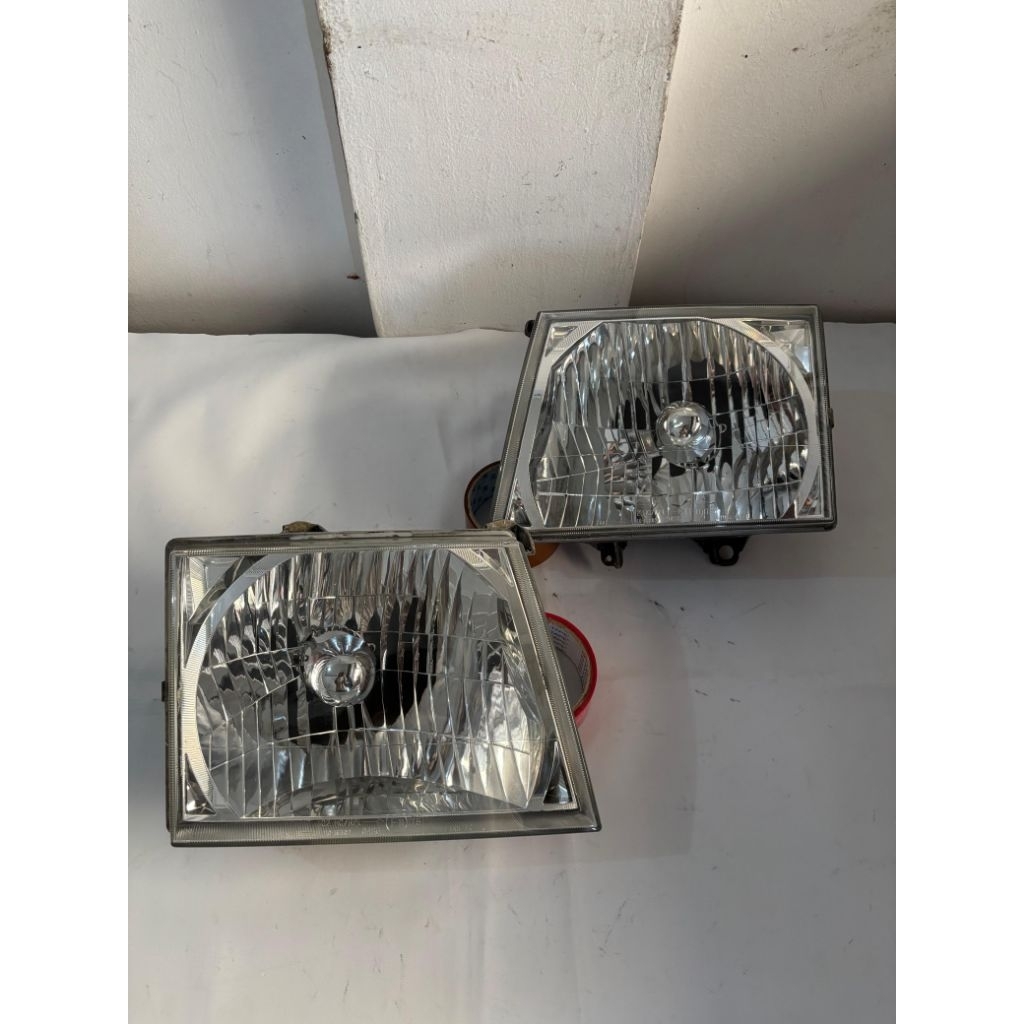 Headlamp lampu depan ford ranger 2002 2003 2004 2005 original