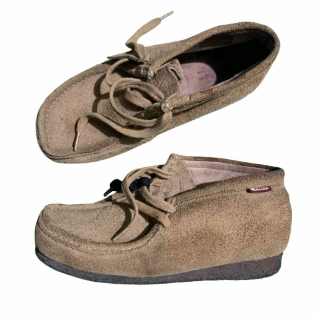 Sepatu / Shoes Clarks Wallabee Boot High Suede Men women Sneakers