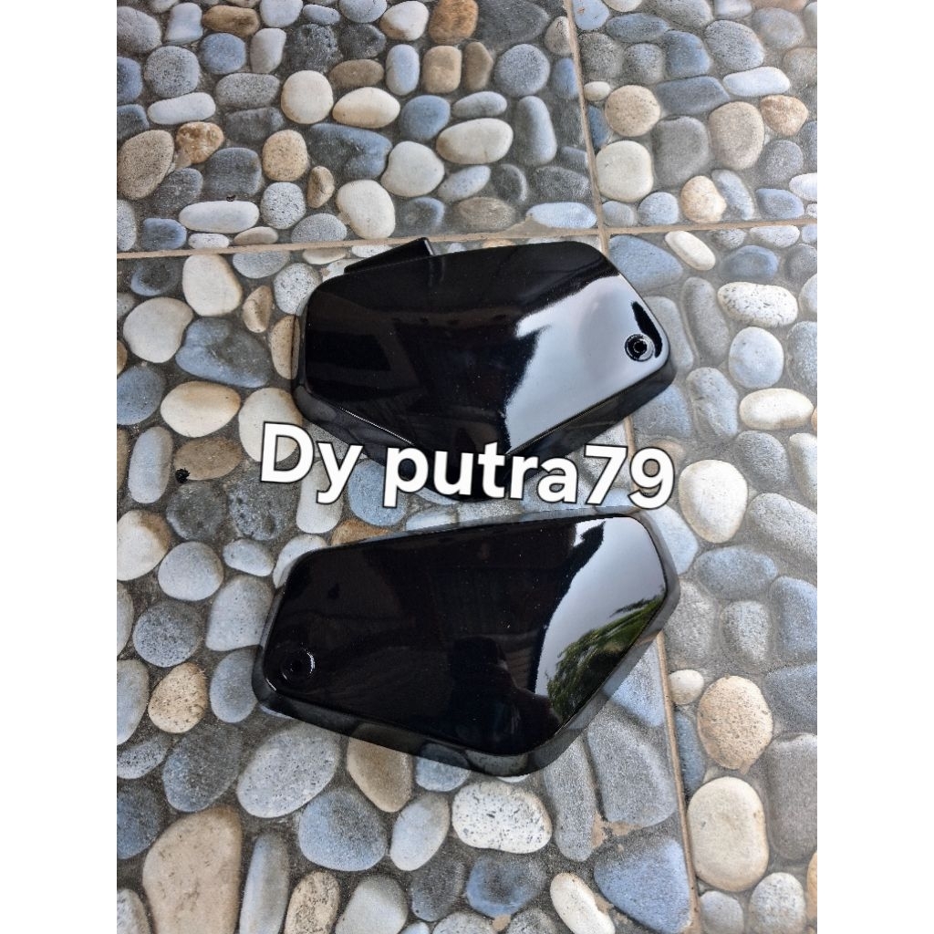 Bok box aki RC 100 RC Bravo Warna Hitam