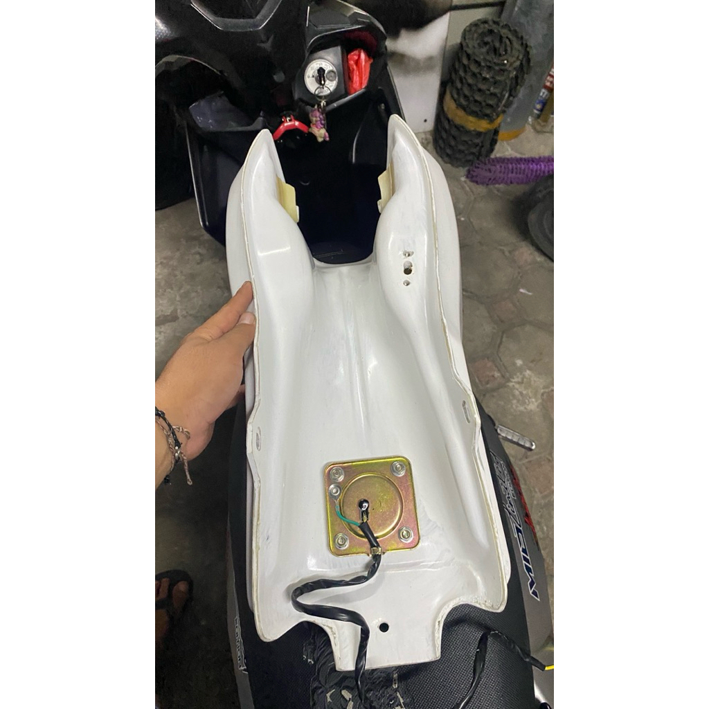tanki honda win100 fiber,custom indikator bensin