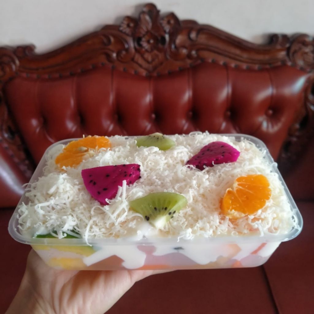 salad buah 500 ml