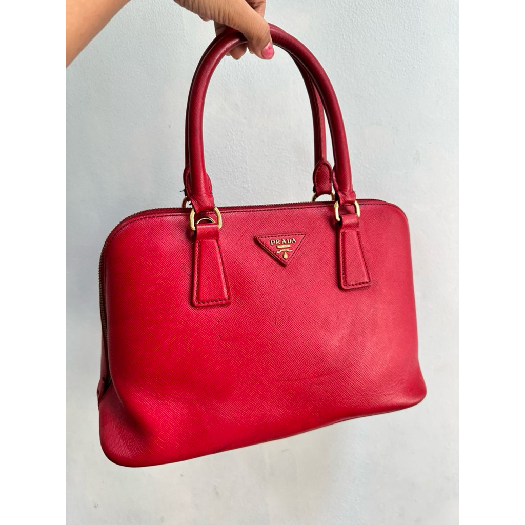 prada lux promenade in red top handle bag