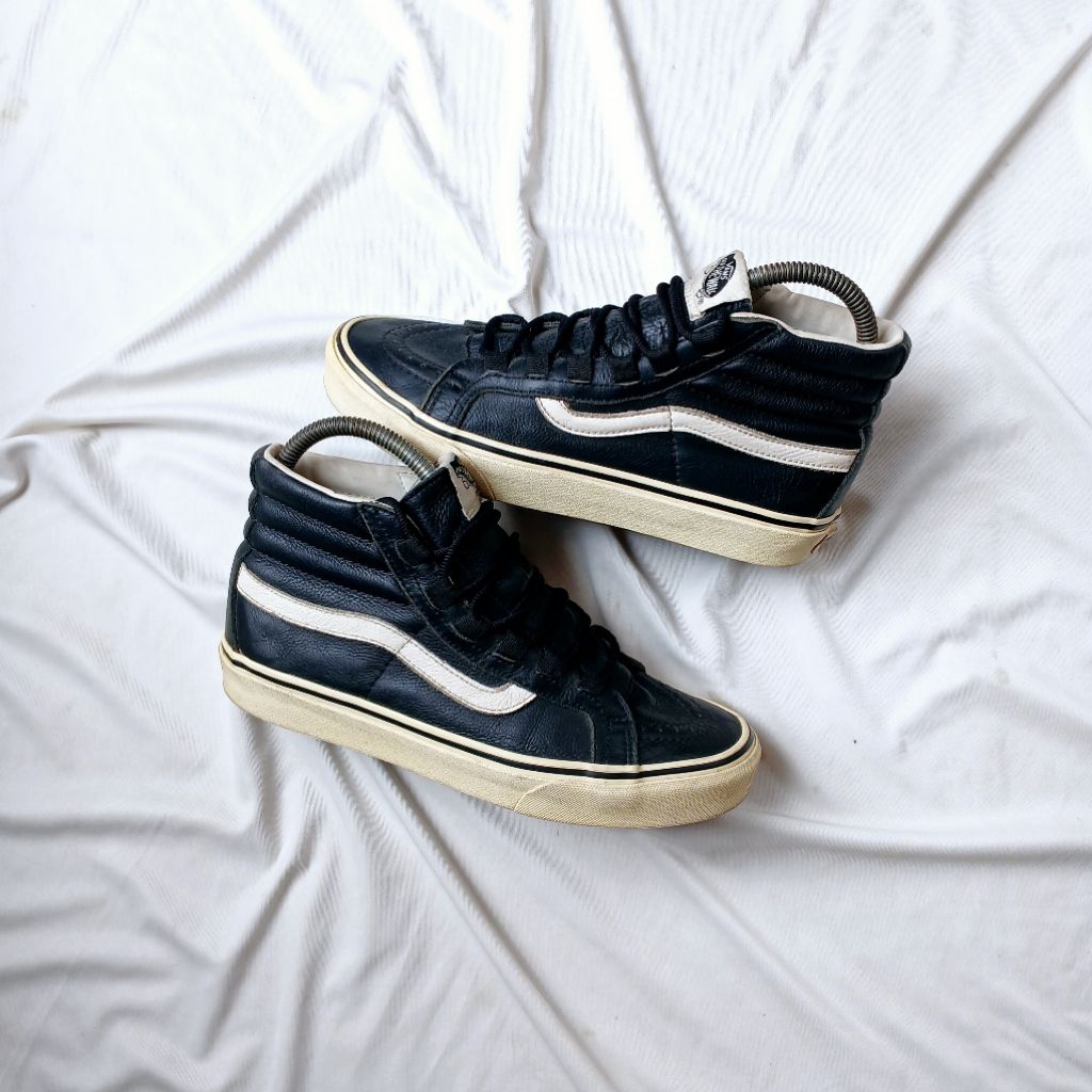 Sepatu Sneakers Vans SK8-Hi Reissue Ghillie 'Leather' - Size 40 (25,5 cm) Preloved Terawat